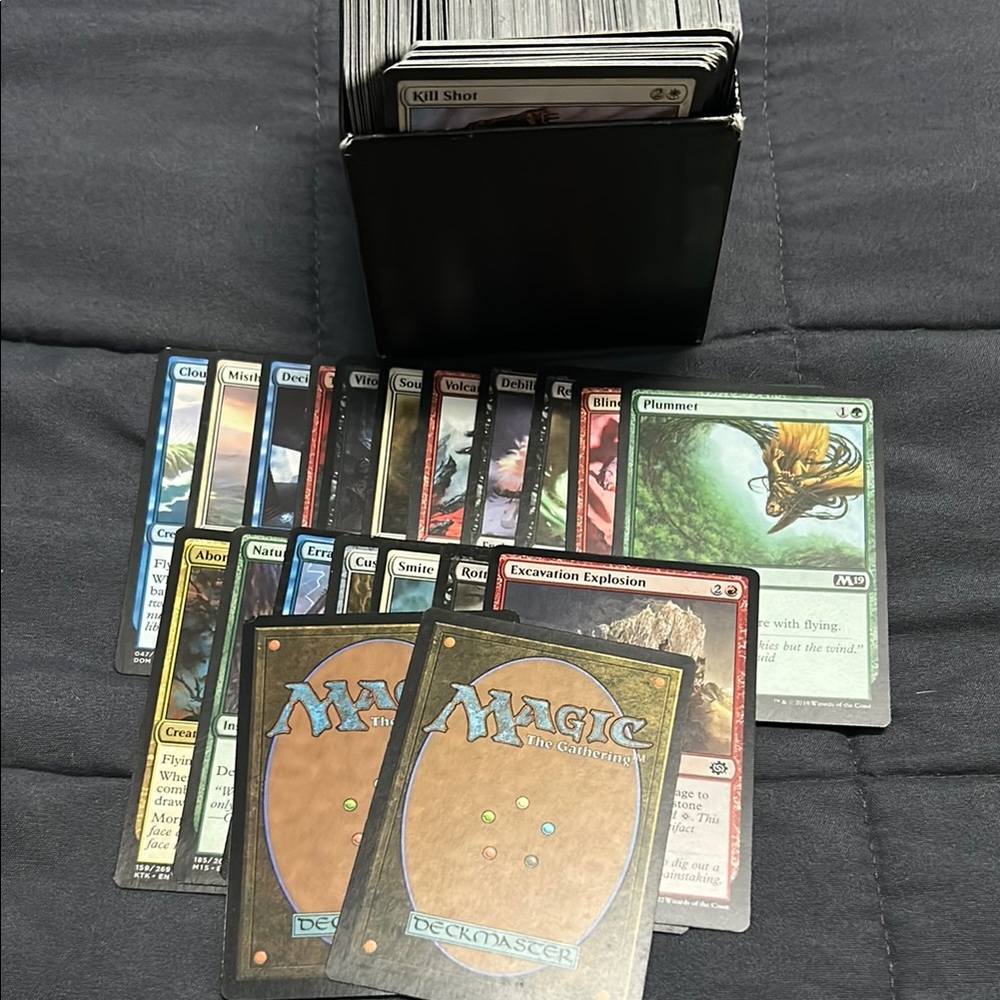 Magic The Gathering  Commons Card Bundle